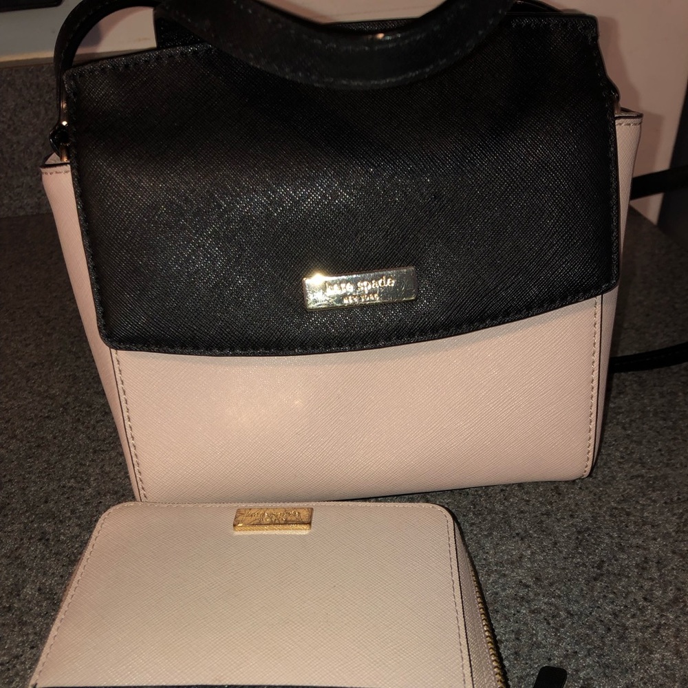 Kate Spade crossbody with matching wallet